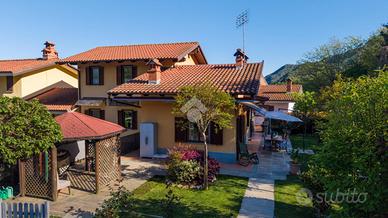 PORZIONE DI BIFAMILIARE A ENVIE