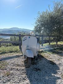 Vespa 125 d’epoca anno 1964, motore rifatto