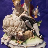 amanti statuetta porcellana Capodimonte  XIX