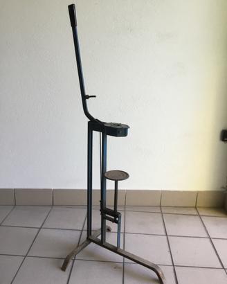 Tappabottiglie da terra