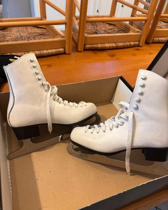 Pattini da ghiaccio 38