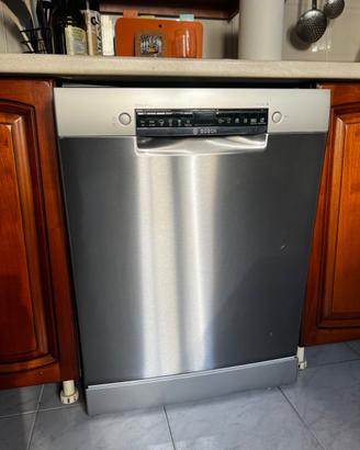 Lavastoviglie Bosch Serie 4 SMS4EMI02E