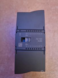 SIMATIC S7-1200, I/O digitali SM 1223, 8 DI/8 DO, 