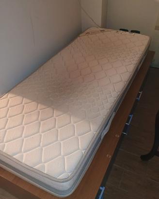 letto singolo con ruote