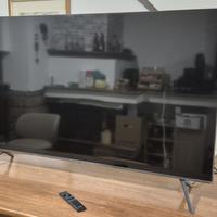 Samsung TV 50" Serie AU7100 - Cristalli rotti