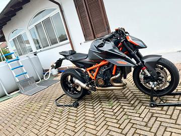 Ktm 1290 superduke R