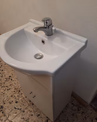 Mobiletto bagno