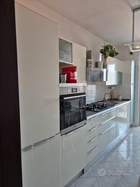 Cucina 4,20 mt Veneta Cucine-disponibile a luglio