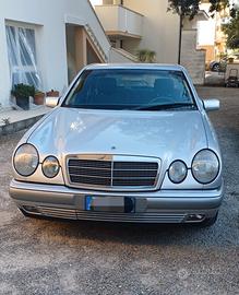 Mercedes E200 KOMPRESSOR GPL