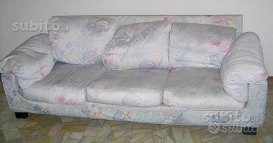 2 divani a fiori