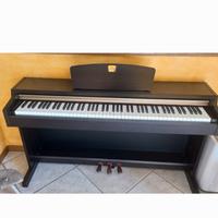pianoforte digitale Yamaha CLP-220