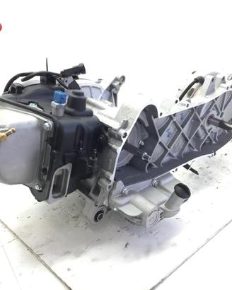 PIAGGIO VESPA PRIMAVERA RED 3V 50 BLOCCO MOTORE EN
