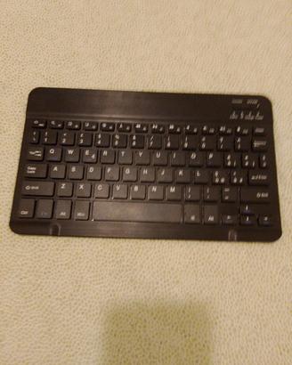 tastiera bluetooth 