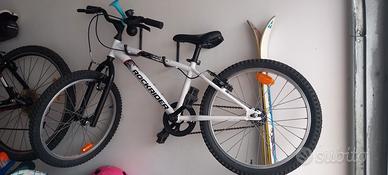 Bicicletta bambino 5/8 anni come nuova.