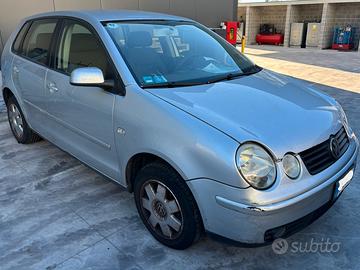 VOLKSWAGEN POLO per ricambi usati