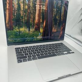 MacBook Air M2