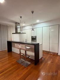 Cucina con isola Salvarani, completa