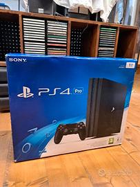 PS4 Pro + 2 controller + 2 giochi