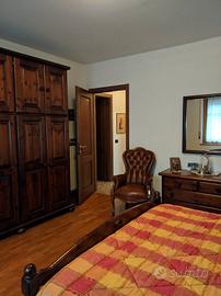 Camera  matrimoniale in legno massello