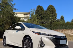 Toyota Prius PHV Plug-in