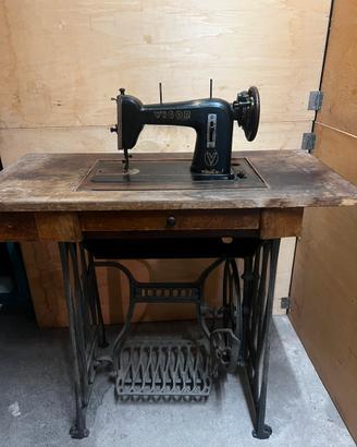 Macchina da cucire Vintage
