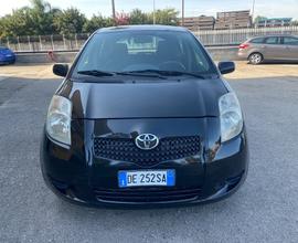 Toyota Yaris 1.4 D-4D 5 porte Sol