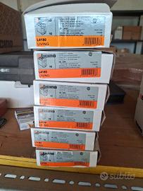 presa bipasso bticino l4180 colore antracite