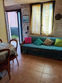 Ampio bilocale ad Appiano con giardino