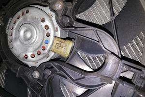 Ventola radiatore OPEL COMBO 1248cc CDTI del 2013