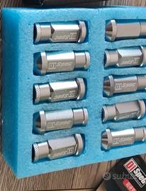 dadi bulloni alluminio M12 P 1.25