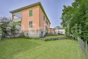 Casa Indipendente Riccò del Golfo di Spezia