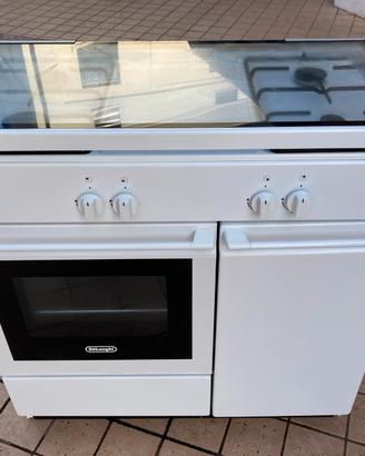Cucina con forno a gas