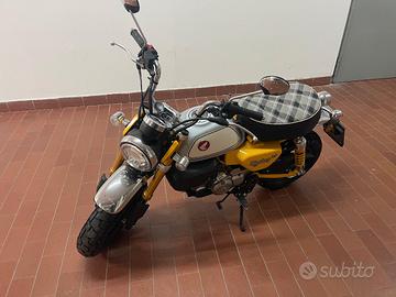 Honda monkey 125