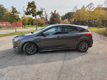 Ford Focus 2.0 St Line 150cv s&s cambio automatico