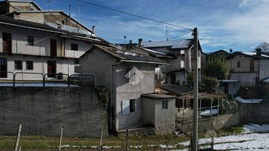 CASA INDIPENDENTE A COAZZE