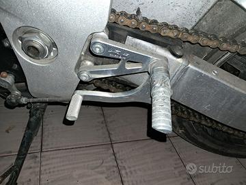 pedane arretrate gsxr srad