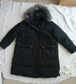 stock giaccone e vestiti