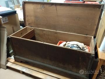 cassapanca di quercia o castagno