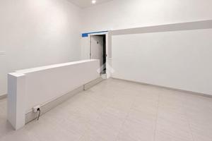 NEGOZIO A BRUGHERIO