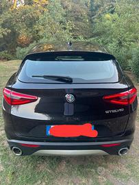 Alfa Romeo Stelvio

2.2 t B-Tech rwd 190cv auto

