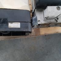 Motori elettrici per cancelli 