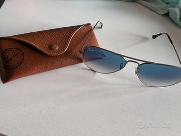 Occhiali Ray Ban aviator azzurri