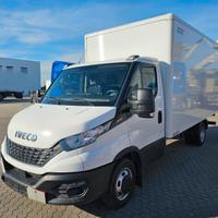 Iveco Daily 35C16 con cassa e pedana