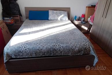 Camera da letto completa 