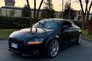 Audi TT SlinePlus