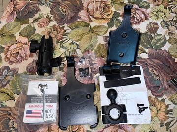 Supporto iphone 16 plus + SE moto RAM MOUNT