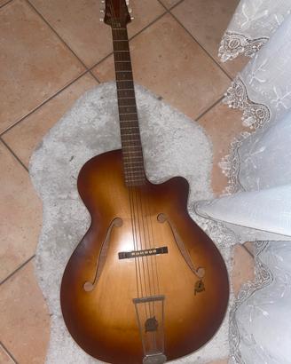Framus Acoustic Guitar Vintage anni ‘50