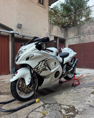 Suzuki GSX R 1300 Hayabusa
