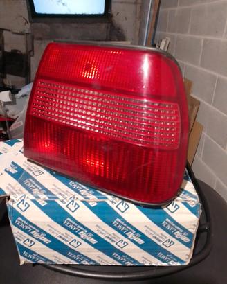 fanale posteriore destro Lancia Dedra