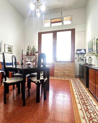 2 LOCALI A MOLFETTA